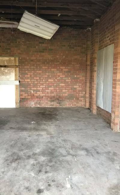 Lock up garage parking on Minns Road in Harkness Victoria