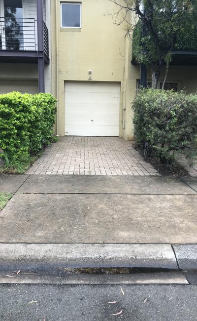 Newington - Safe Driveway Parking Just Easy Walk to Olympic Park