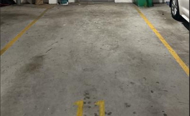 Secure parking in Newington Near Olympic Park -24/7 Access