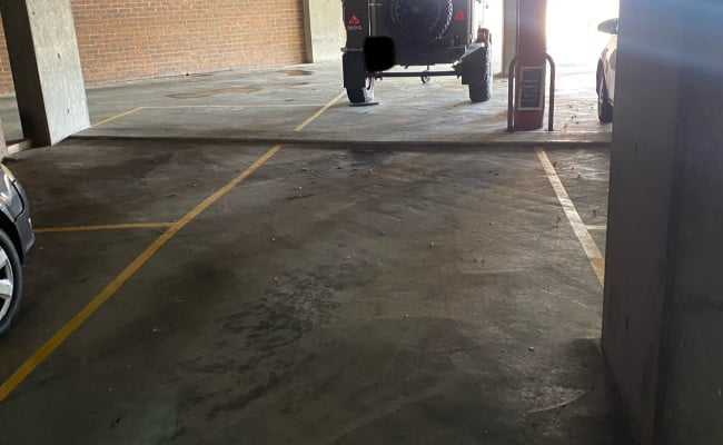 Darling Point - Secure Parking close to Edgecliff Station and Rushcutters Bay