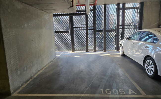Premium Apartment Car Space Near Crown & Southbank Promenade