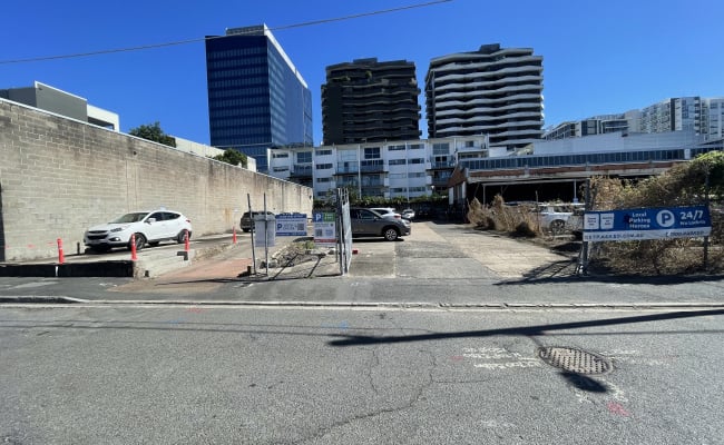 Outdoor lot parking on Morse Street in Newstead Queensland Outdoor lot parking on Morse Street in Newstead Queensland