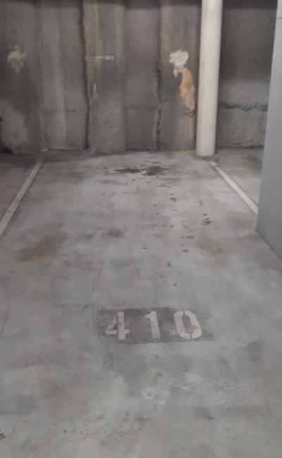 Underground parking spot at Yamaroshi building for the discerning motorist