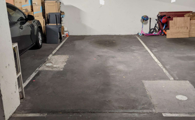 Wollstonecraft - Secure Monthly Parking Near Mater Hospital, No Bond