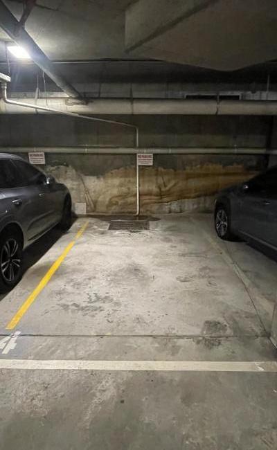 Great parking space in Pyrmont near Darling Harbour