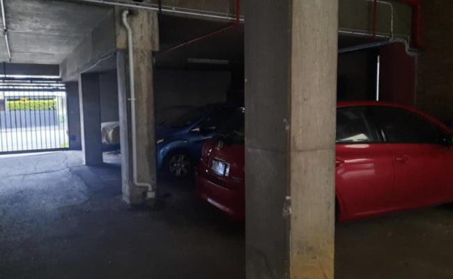 South Melbourne - Secure Undercover Parking Near Kings Way & St Kilda Road