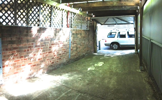 Garage Space available in Ultimo