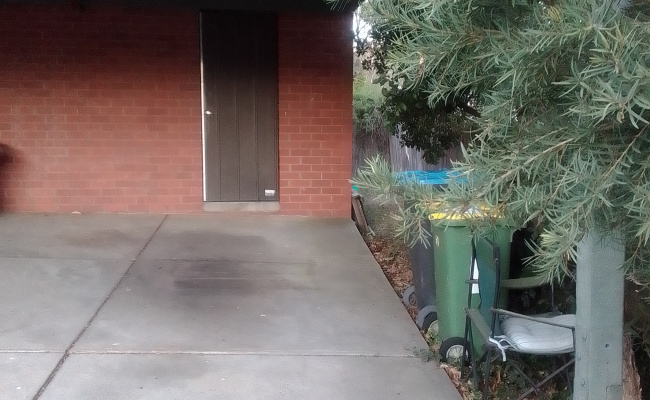 Undercover Parking space available Boronia