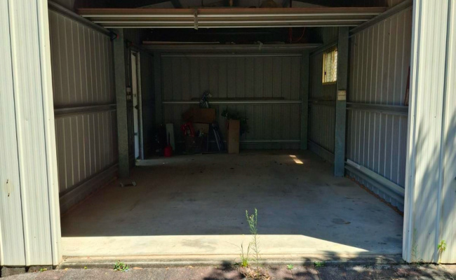 Great lockup garage space available. Long or short-term. Ocean Shores, near Byron Bay.