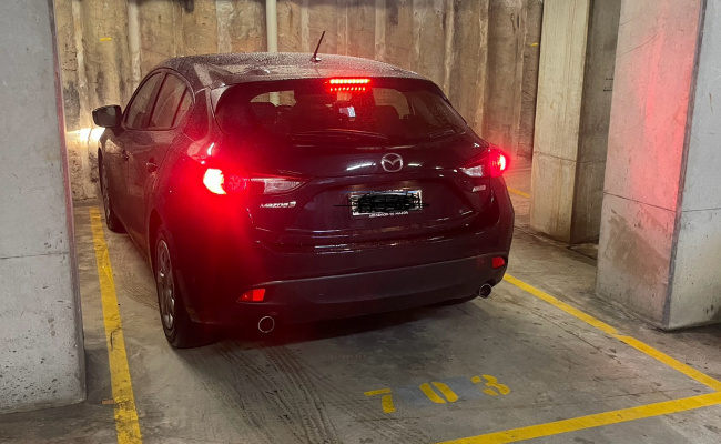 Great parking space near Edgecliff station