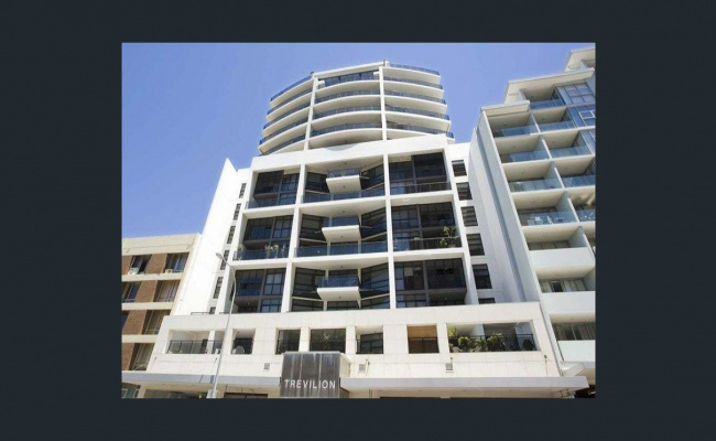 Great parking next to Bondi Junction station