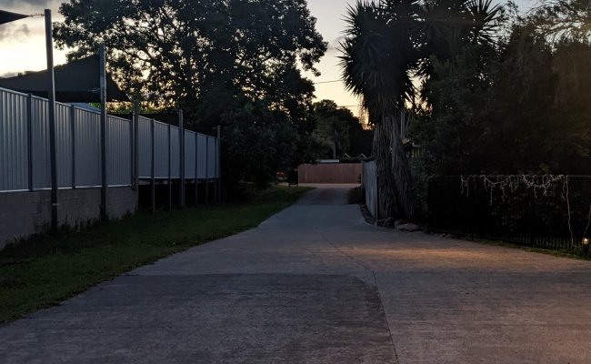 Wavell Heights - Safe Open Driveway close to Bus Stops