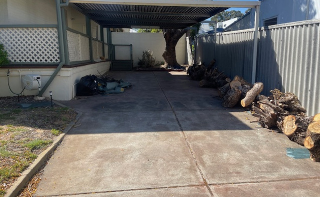 Nicholson Rd Private Parking