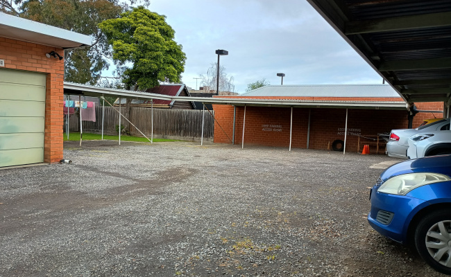 Prime Essendon Location – Undercover Parking