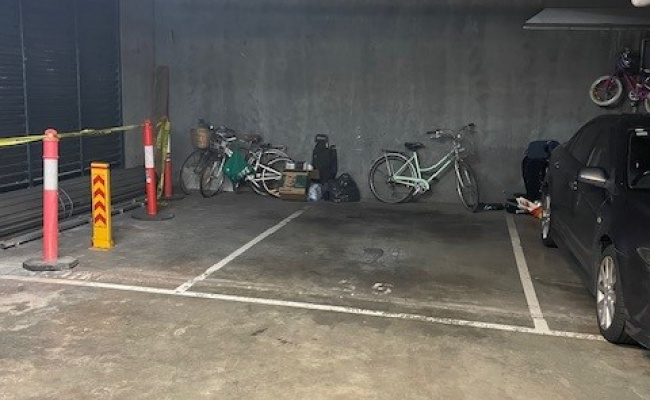 Secure, easy to access parking, close to CBD, opposite the no. 96 tram stop