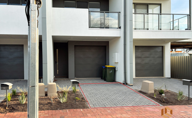 Parking space in Bowden (Ninth St)