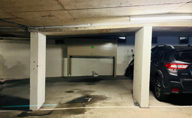 Manly - Secure Undercover Parking & Storage near the Beach