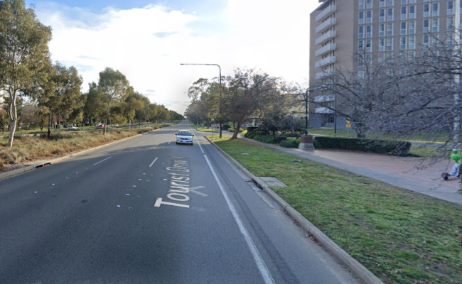 Northbourne Avenue corridoor on the light rail with 2 stops to the city