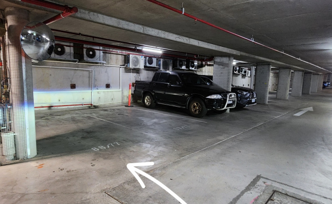 Long term parking space in The Avenue building, very close to Civic and ANU