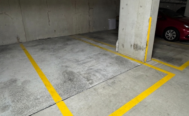 St Leonards, Secure Undercover Parking, 5 Minutes Walk From Station