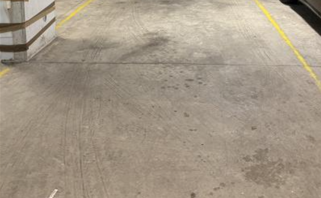 great parking 3 minute walk from bondi beach (1 minute from harris farms if you know)