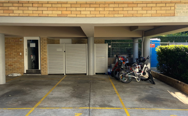 Secure, undercover space near Bondi Beach