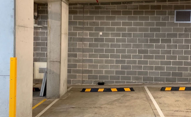 Great parking space near Central Park Mall for WONDERLAND RESIDENTS ONLY