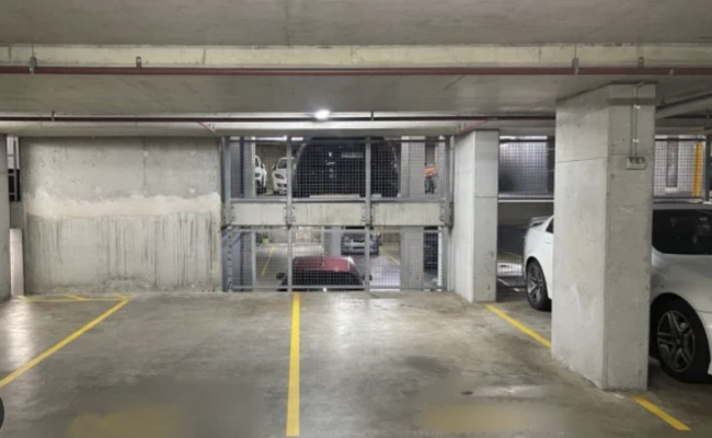 Mascot Carpark Available