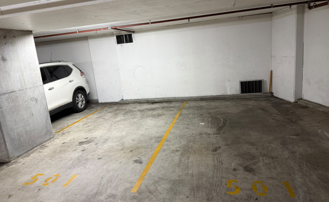 Parking space for rent near Mascot Train Station and Sydney Airport.