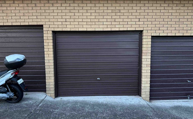 Coogee Lock-Up Garage Space
