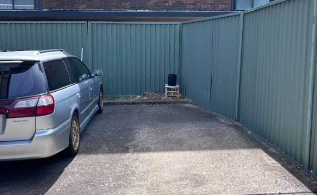 Great parking space in Rose Bay