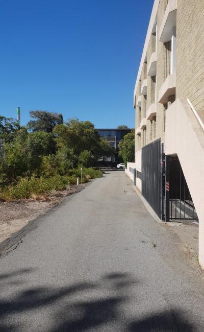 West Perth - Safe Undercover Parking close to CBD & Bus Stops