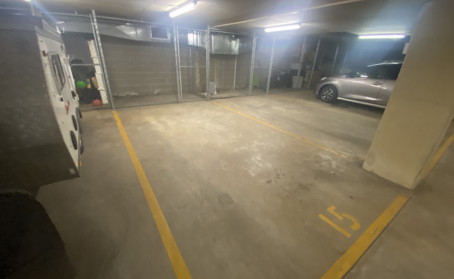 Ashfield carpark for rent - 2026