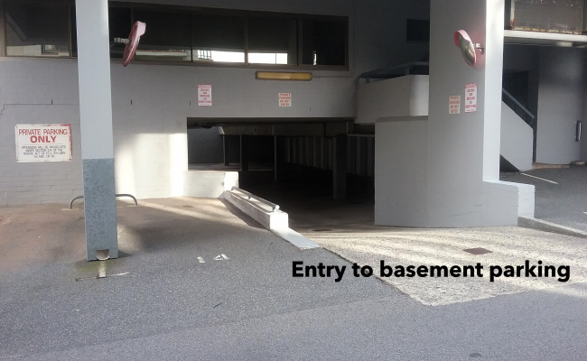 Undercover Parking. Outram St West Perth in Free Transit Zone. Stroll to Kings Park and Parliament