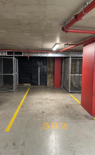 Indoor secure space 1 minute walk from BONDI JUNCTION Station