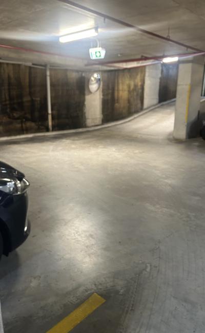 Underground Location in Security Gated Apartment building. 3 minutes to public transport hub
