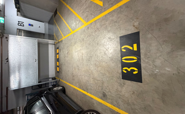Parking space 5 min from Epping Station