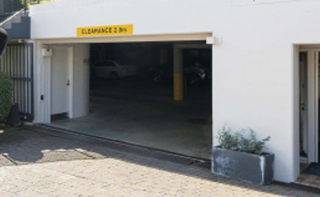Griffith - Great Indoor Parking Near Manuka Oval