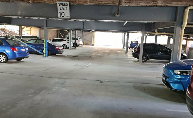 Secure Parking Spot in Griffith