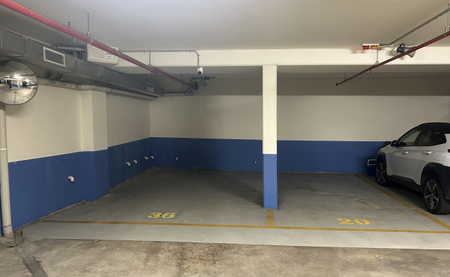 Killara - Secure Large Parking Spot close to Train Station and Pacific Highway