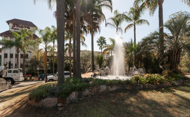 Great car space in Artarmon/Lane Cove North, close to public transport and shops