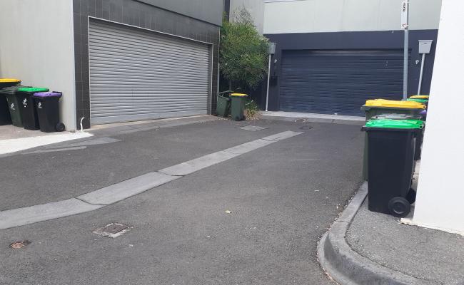 Clifton Hill - Secure Undercover Parking Near Primary School & Train Station