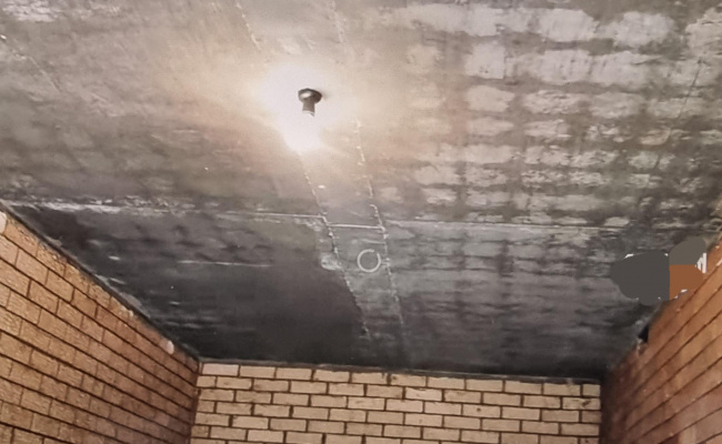 Locked-up garage, storage. 2 mins walking to westfield, 5mins to hurstville train station