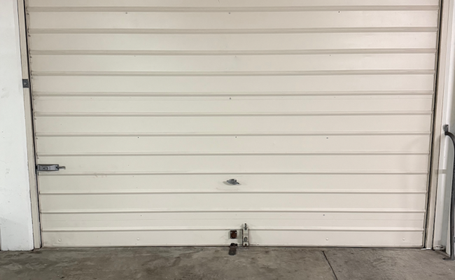 BONDI DOUBLE GARAGE WITH SECURITY LOCK UP AND EXTRA ROOM FOR STORAGE