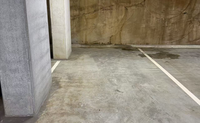 Secure Basement Parking 5 mins to Macquarie Centre