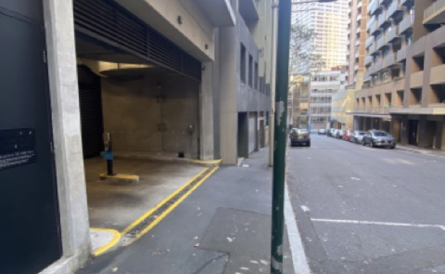 Secure space off Oxford Street!
