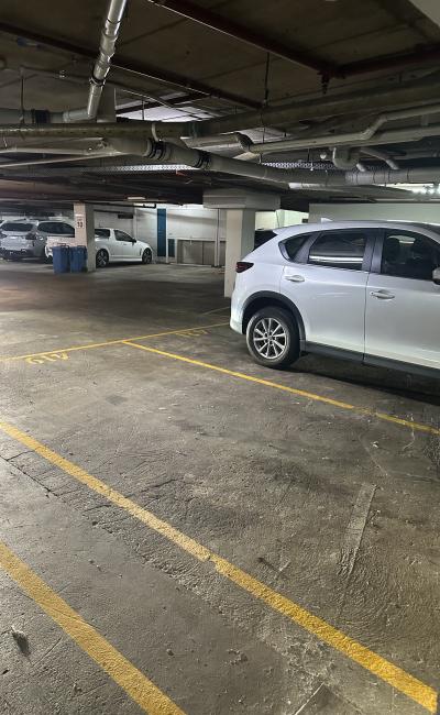 24/7 Secure Car Park near Oxford St - Walking Distance to City