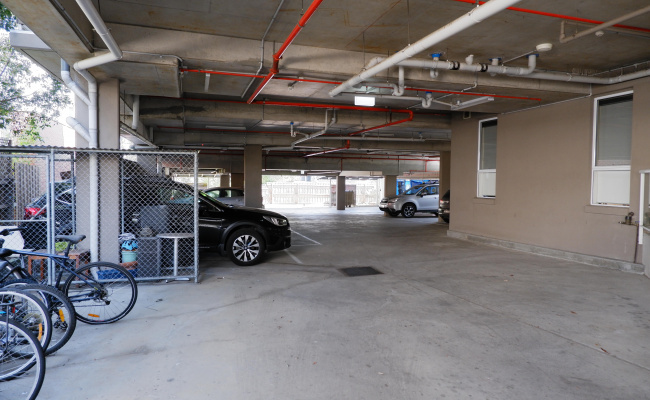 Footscray - Secure Covered Parking near Central Area