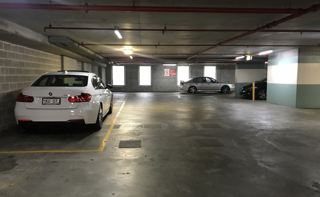 Great safe and secure parking in the mid of Sydney CBD. Access 24/7.