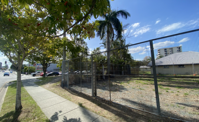 CHERMSIDE OVERSIZED PARKING & STORAGE - PRIME LOCATION